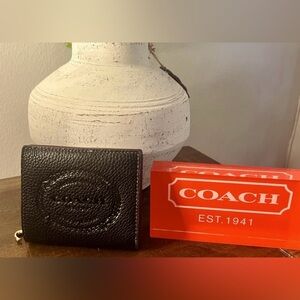 Coach Heritage Snap Wallet